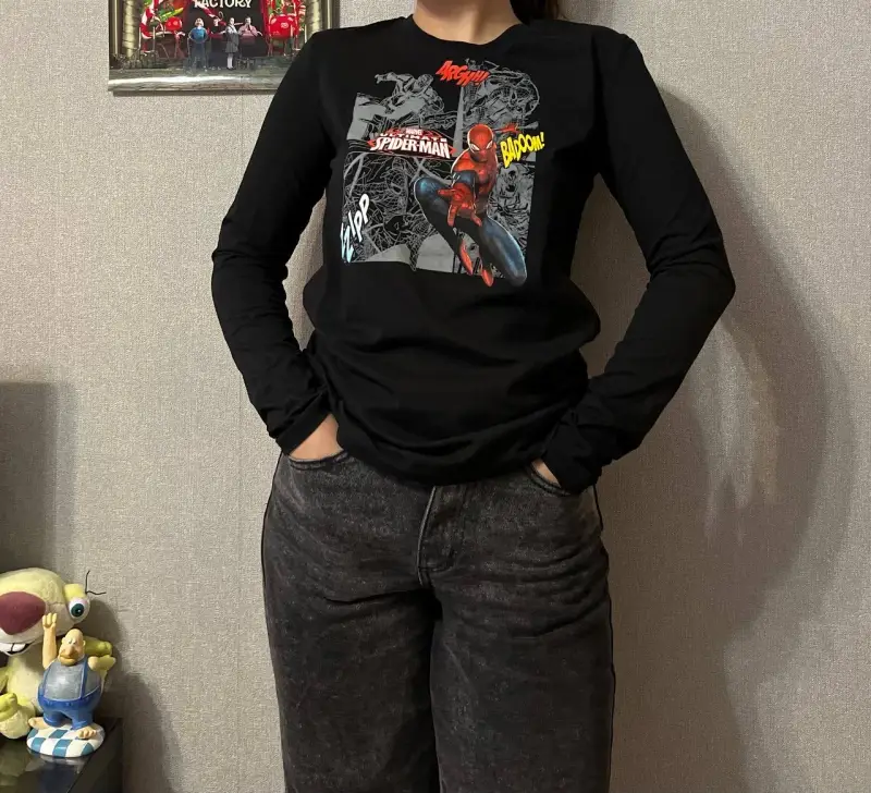 Лонгслив ‘монополия на использование паутины’ 🕷️